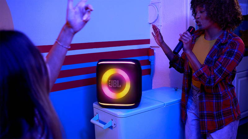 Detalle del JBL PartyBox Encore como sistema de karaoke