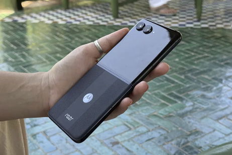 Este móvil plegable con Snapdragon 8s Gen 3, 12 GB de RAM y cámara de 50 MP tiene 500 euros de rebaja