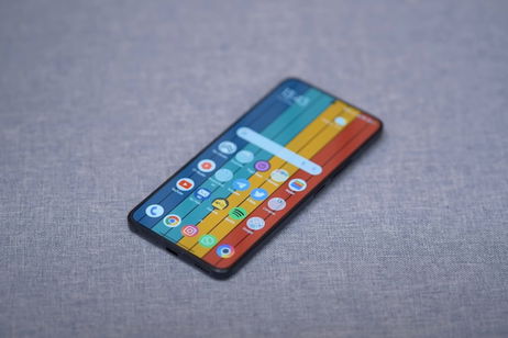 Lo mas recomendado por menos de 300 euros: smartphone con chip Snapdragon, carga de 120 W y Android 16