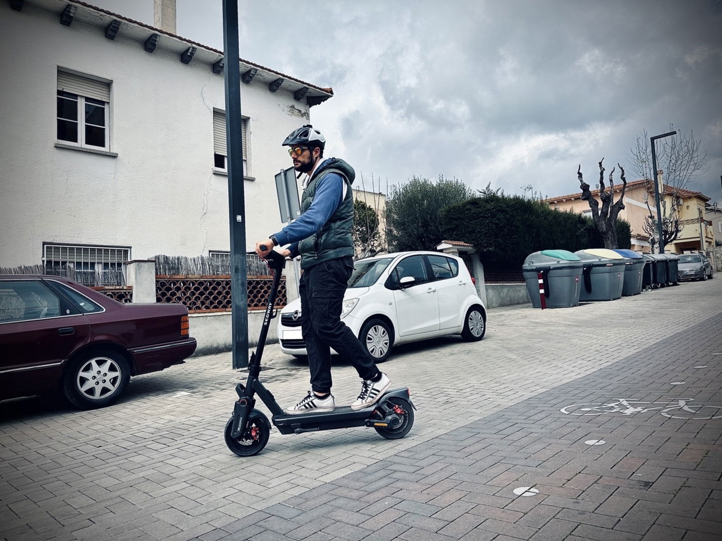 Segway Ninebot MAX G3, análisis: un "pequeñín" al que no se le resiste ni una cuesta