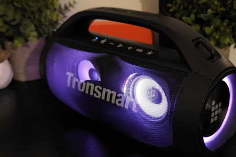 AliExpress tira el precio de este bestial altavoz: trae batería para 24 horas, luces, resistencia al agua y sonido estéreo