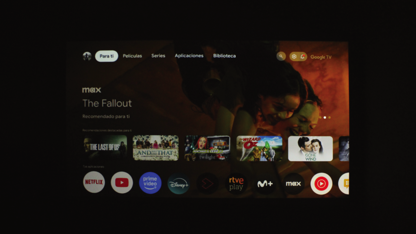 Google TV en el Epson EF-22