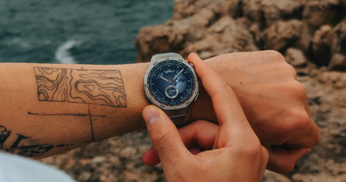 Nos parece el smartwatch más premium de 2024 y tiene un descuento histórico: calidad top por 150 euros menos
