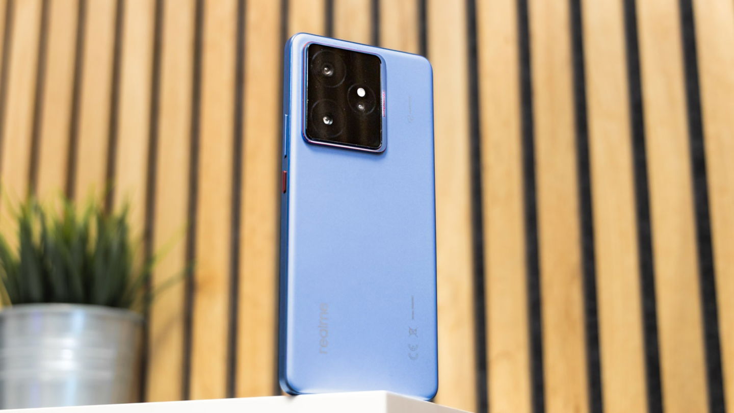 Nuevo realme GT 7: 3 puntos en los que es mejor que el iPhone 16