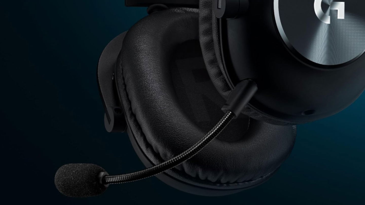 Estos auriculares Logitech con sonido envolvente 7.1 y micrófono Blue VO!CE hunden repentinamente su precio