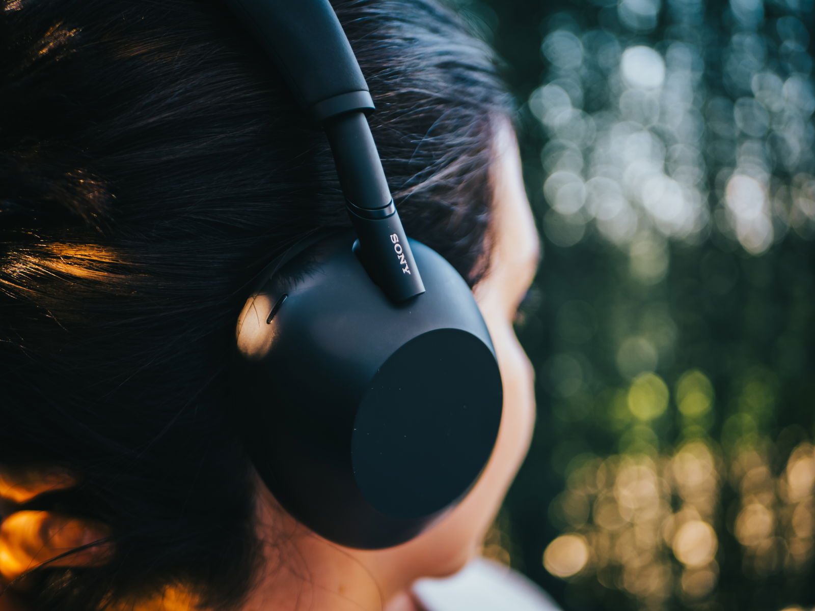 Auriculares puestos