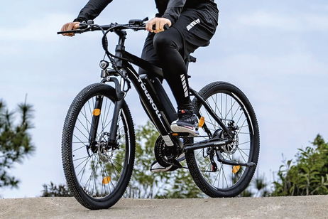 Se hunde el precio de esta bicicleta eléctrica todoterreno: 21 velocidades, 65 km de batería y gran ahorro
