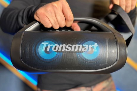Desplome épico para este bestial altavoz: trae luces, 24 horas de batería y estéreo por solo 45 euros