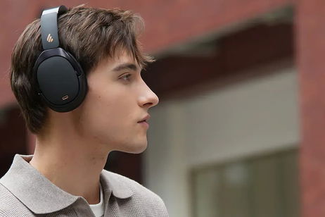 Ni JBL ni Sony: estos cascos vienen con ANC, audio de alta resolución y batería para 55 horas por menos de 100 euros