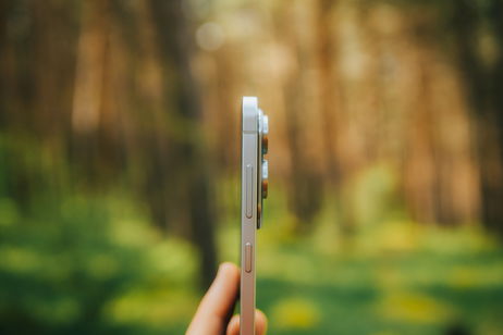 Así es cómo se fabrica un móvil ultrafino: ya puedes ver el desmontaje en vídeo del nuevo Samsung Galaxy S25 Edge