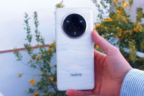 Este gama media me parece ideal por unos 250 euros: diseño único y 6000 mAh con 170 euros de descuento