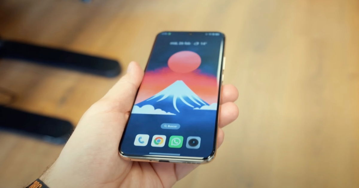 Una compra acertadísima: 512 GB de memoria, cámara Sony y pantalla OLED por solo 281 euros