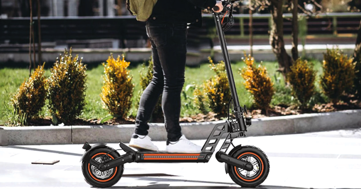 Es el patinete eléctrico más vendido en Amazon esta semana y está a mitad de precio por unos días