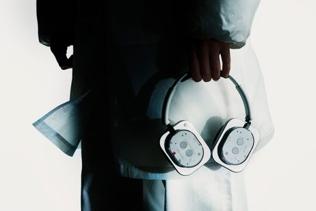 Nothing presenta oficialmente sus Headphones (1), sus primeros auriculares over-ear con tecnología KEF