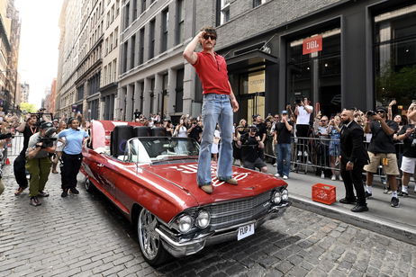 JBL y Benson Boone unen fuerzas en una campaña que fusiona música y tecnología