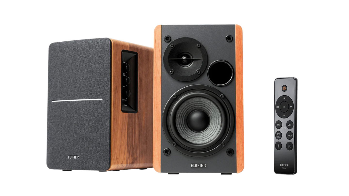 Perfectos para tu escritorio o salón: estos altavoces Bluetooth con acabado en madera están tirados de precio por tiempo limitado