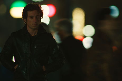 De los fogones al escenario: Jeremy Allen White es Bruce Springsteen en el primer tráiler (y póster) de 'Deliver Me From Nowhere'