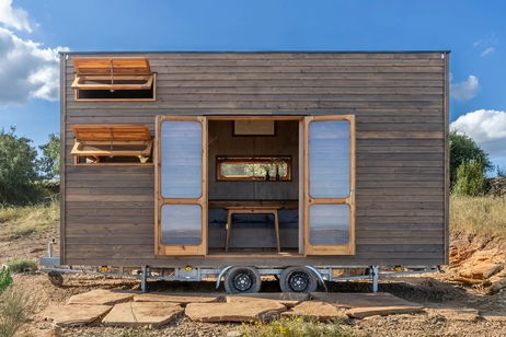 La casa prefabricada encantadora perfecta para ir de viaje es una realidad: es independiente de la red eléctrica La casa prefabricada encantadora perfecta para ir de viaje es una realidad: es independiente de la red eléctrica