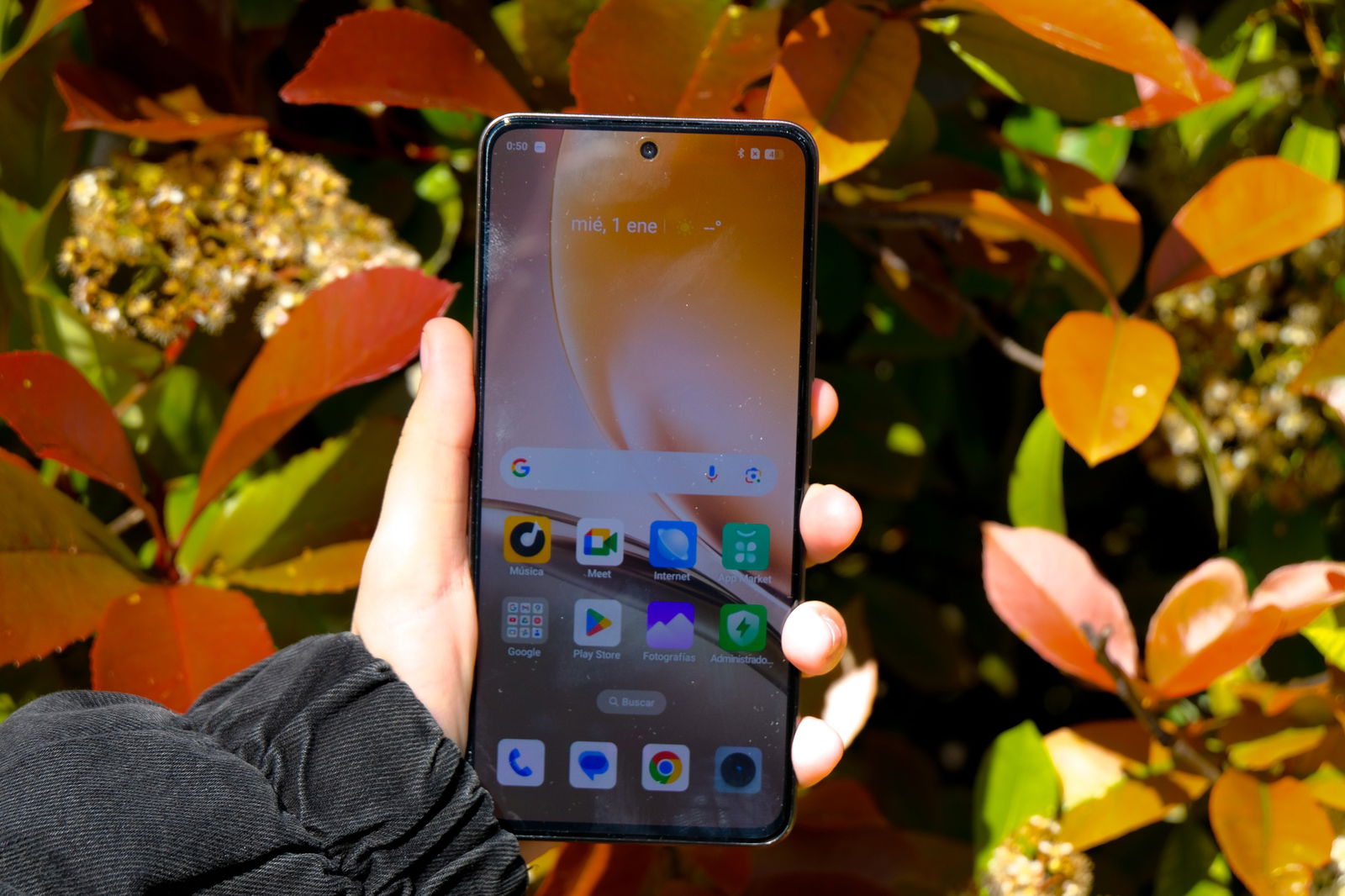 La pantalla del realme 14 5G es realmente funcional e interesante, sobre todo para jugar en interiores