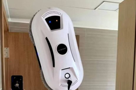 Todo el mundo está comprando este robot limpiacristales de AliExpress: solo cuesta 50 euros y puede ahorrarte mucho tiempo