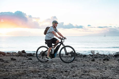 Esta bicicleta de montaña eléctrica está a precio de derribo: no hay modelos como este tan baratos Esta bicicleta de montaña eléctrica está a precio de derribo: no hay modelos como este tan baratos