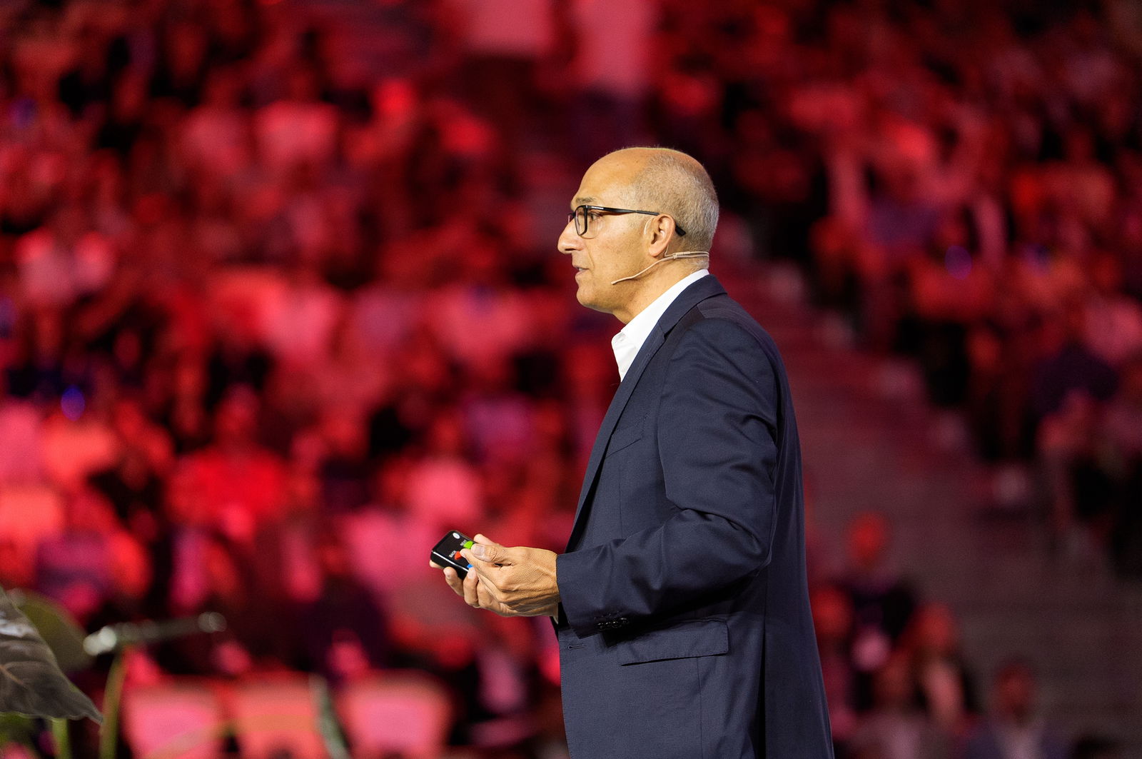 Isaac Hernández, durante su presentación en el Cloud Summit 2025