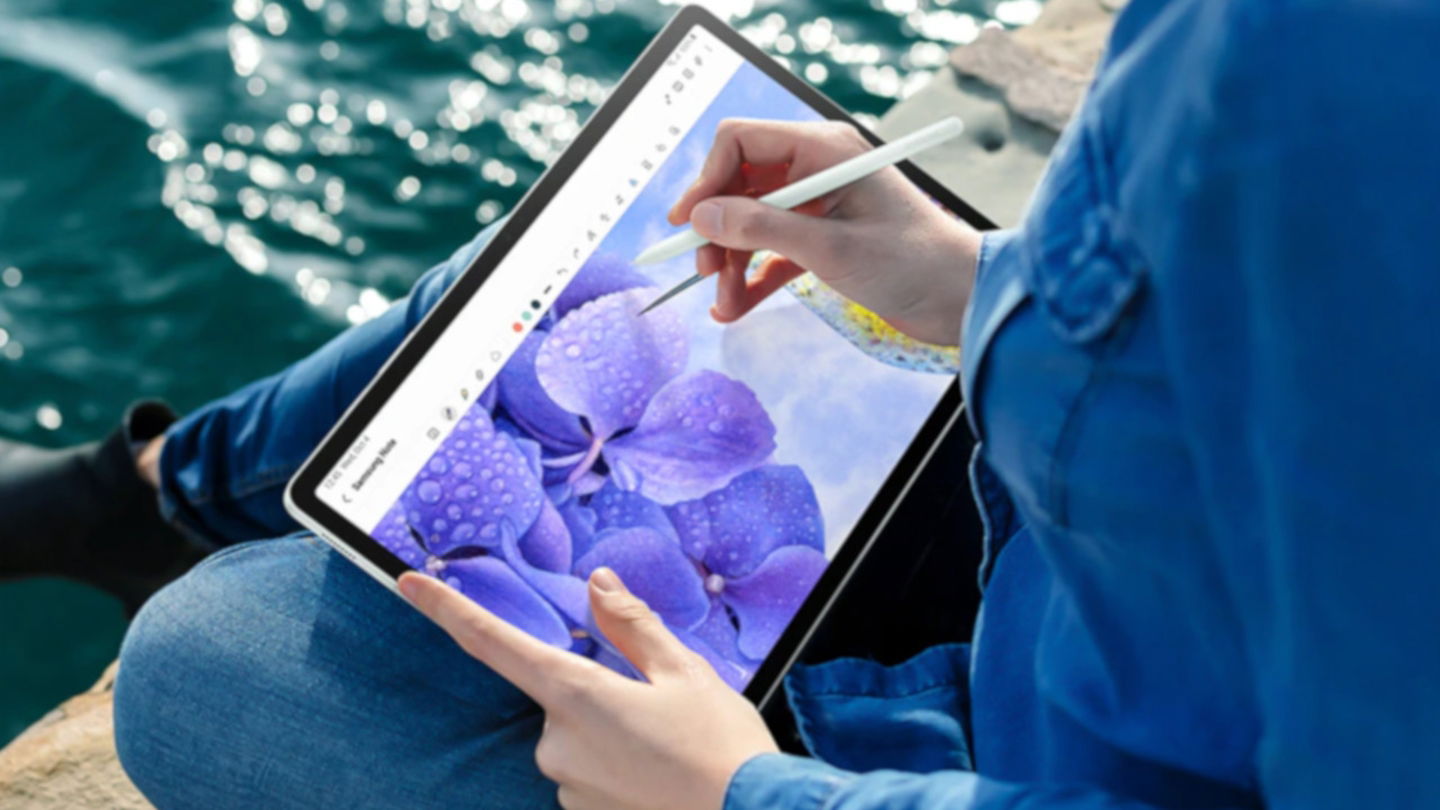 ¿Tablet para estudiar, trabajar o dibujar? La Samsung Galaxy Tab S9 FE lo hace todo bien