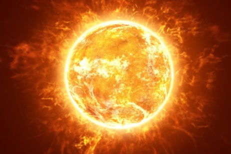 Ha aparecido una cara gigante en el Sol, pero no es lo que te imaginas