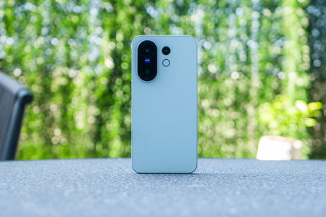 vivo X200 FE, análisis: la mini-bestia con 6500 mAh de batería que planta cara a los grandes vivo X200 FE, análisis: la mini-bestia con 6500 mAh de batería que planta cara a los grandes