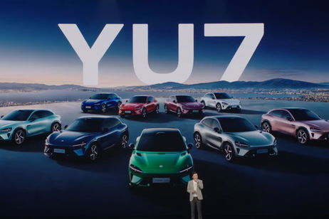 Xiaomi arrasa con Tesla: la marca de móviles ya vende más coches que la de Elon Musk