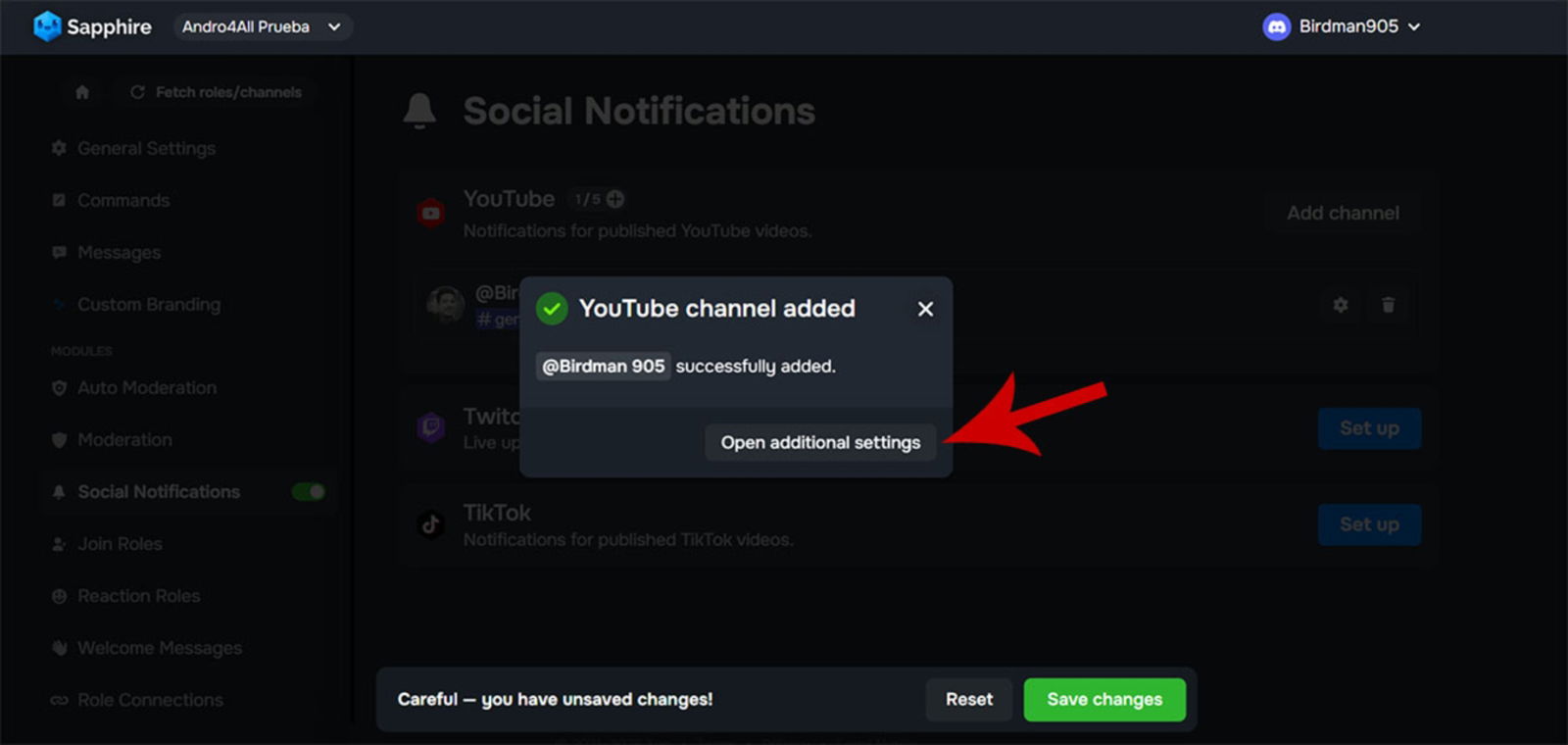 Ajustar cuenta de red social en serviror de Discord