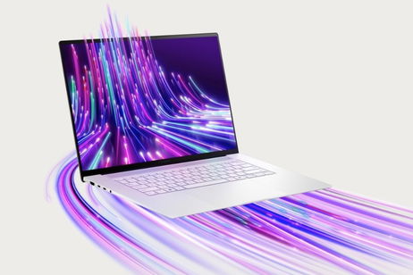 Menuda locura: portátil con 32 GB de RAM, pantalla OLED a 120 Hz y el mejor chip de AMD con más de 300 euros de descuento