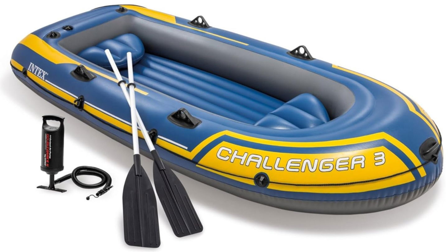 "¿Una barca hinchable? Mejor yate hinchable": esta enorme barca de INTEX rebaja su precio para que te lo pases en grande este verano