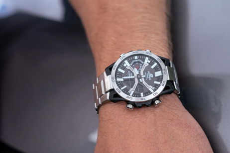Este Casio no es un reloj, es una máquina de precisión inspirada en la Fórmula 1 Este Casio no es un reloj, es una máquina de precisión inspirada en la Fórmula 1