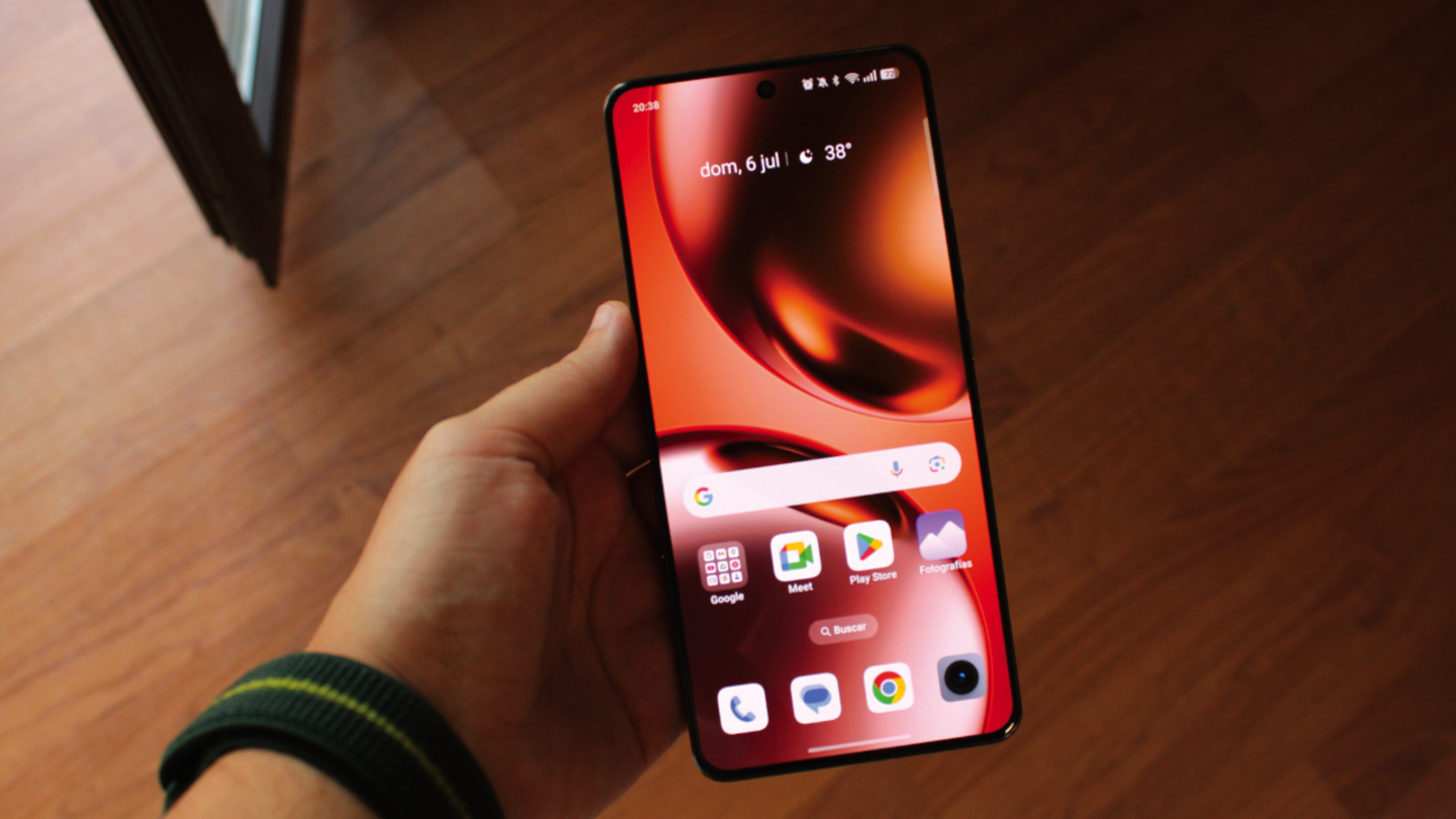 Frontal del realme GT 7T
