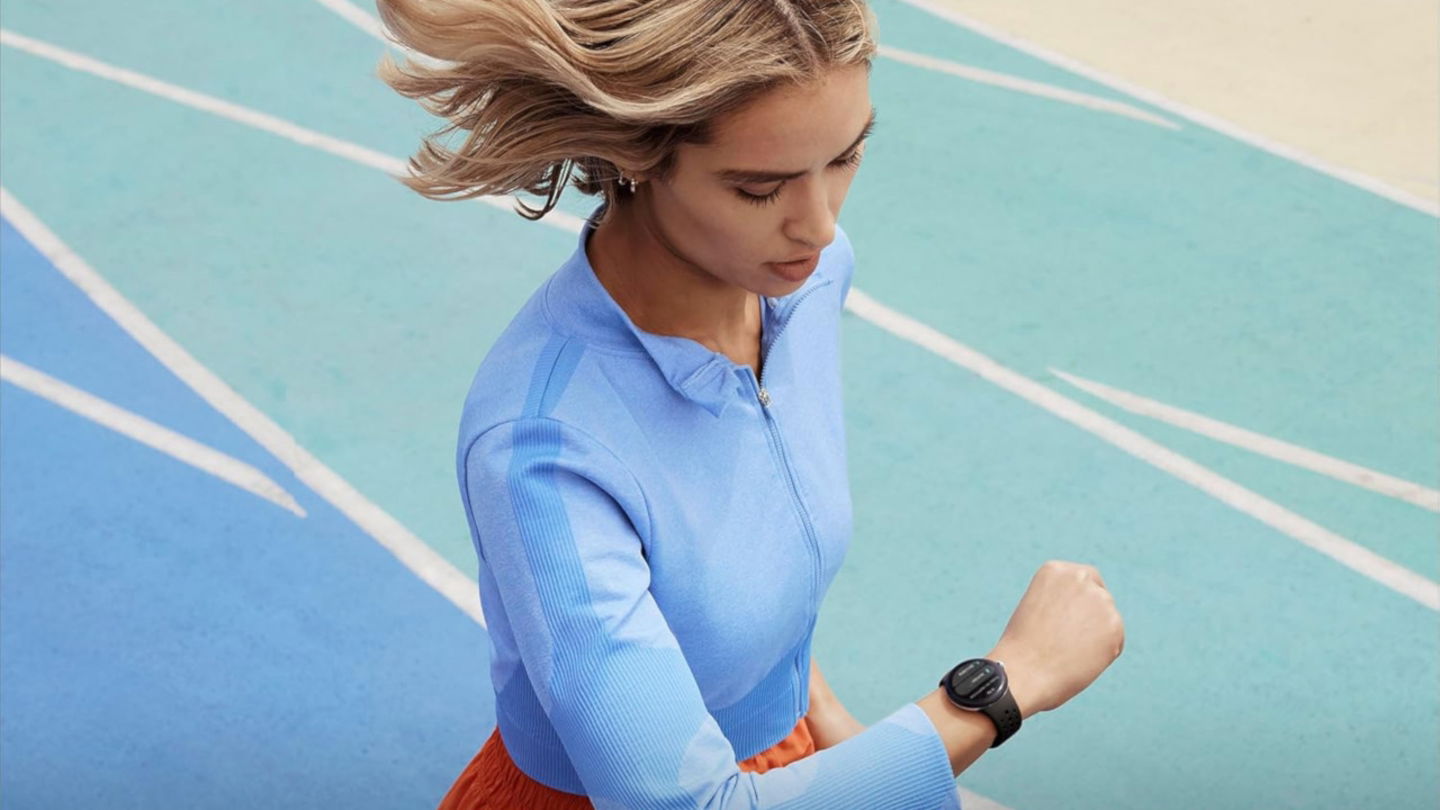 El smartwatch de Google que antes costaba 279 euros ahora está por 149 en Amazon y en 4 colores