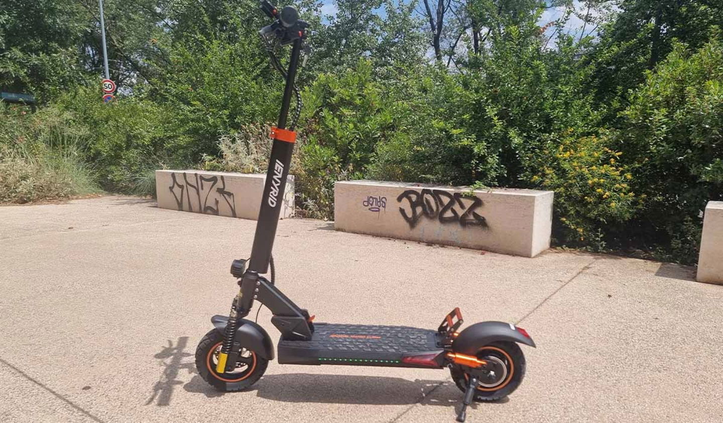 Hazte con este genial patinete eléctrico a un súper precio en AliExpress