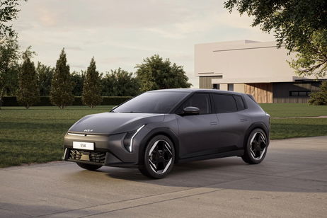 630 km de autonomía, se carga en media hora y integra ChatGPT: el futuro superventas de KIA que ya está en España