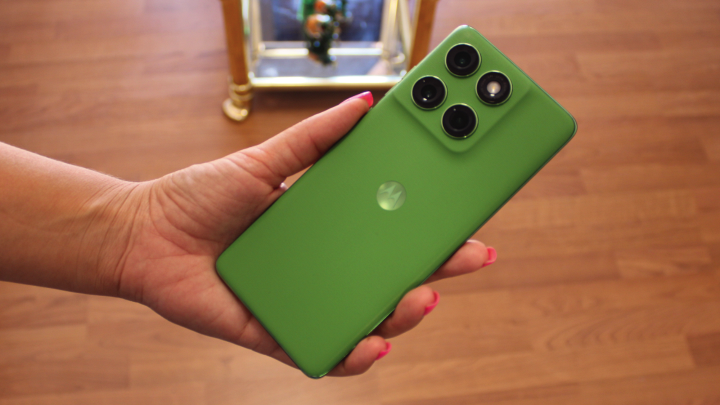 motorola edge 60 en color verde