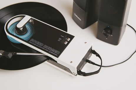 Los clásicos de Audio-Technica se visten de blanco este verano