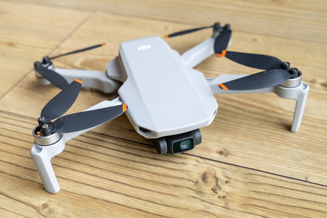 Tu pueblo desde el cielo, en 4K y de forma 100% legal: este dron de DJI está a precio de chollo Tu pueblo desde el cielo, en 4K y de forma 100% legal: este dron de DJI está a precio de chollo
