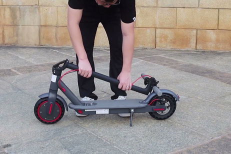 Este es el patinete eléctrico más barato del mercado: puede recorrer 35 kilómetros y no cuesta ni 140 euros Este es el patinete eléctrico más barato del mercado: puede recorrer 35 kilómetros y no cuesta ni 140 euros