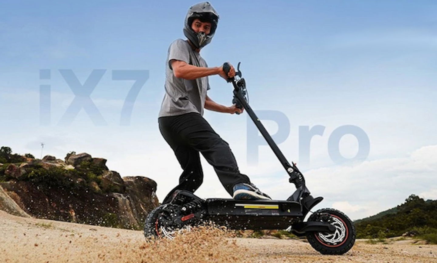 Aprovecha las últimas horas de la Vuelta al Cole de AliExpress para hacerte con este patinete eléctrico