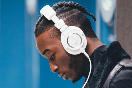 Sonido de alta gama con 50h de batería: así son estos cascos Bluetooth de Audio-Technica en oferta