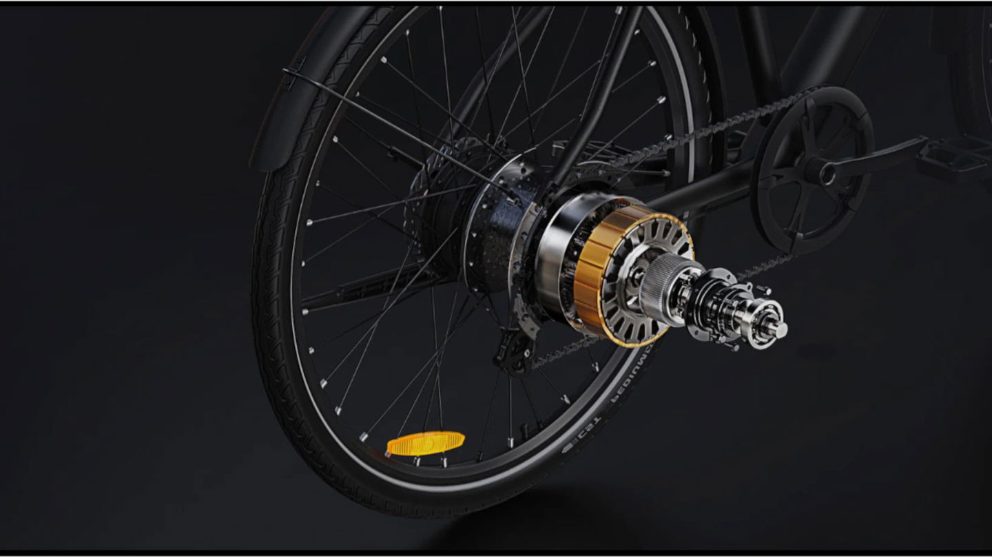 Chollazo tremendo en AliExpress para llevarte esta bicicleta eléctrica con motor de 250W y autonomía de hasta 100 km: ¡de 999 a 650 euros!