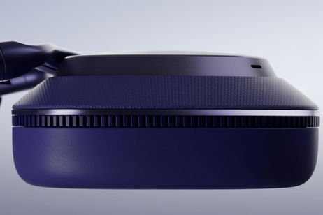 Deja de destrozar tus oídos: auriculares Bowers & Wilkins con 45h de batería y 8 micrófonos