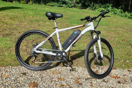 Si quieres una bici eléctrica barata que no parezca barata, por 500 euros este modelo es oro puro Si quieres una bici eléctrica barata que no parezca barata, por 500 euros este modelo es oro puro