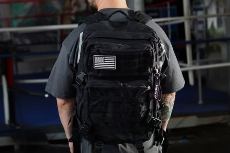La mochila táctica viral que lo está petando en AliExpress: cuesta 18 euros y está volando por la Vuelta al Cole La mochila táctica viral que lo está petando en AliExpress: cuesta 18 euros y está volando por la Vuelta al Cole