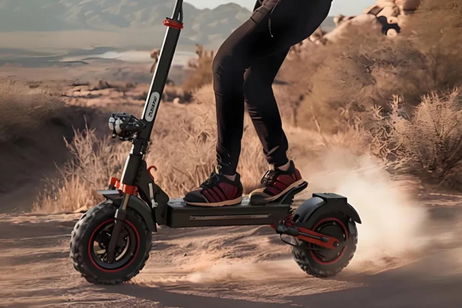 Motor de 1000 W, autonomía para 65 kilómetros y un precio de absoluta locura: este patinete eléctrico es el chollo del día