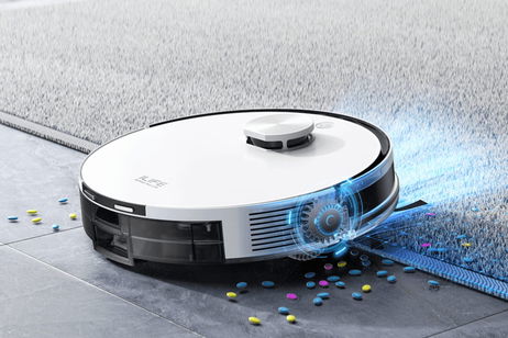 Este valoradísimo robot aspirador con vaciado automático es tan barato que tendrás que mirar su precio dos veces